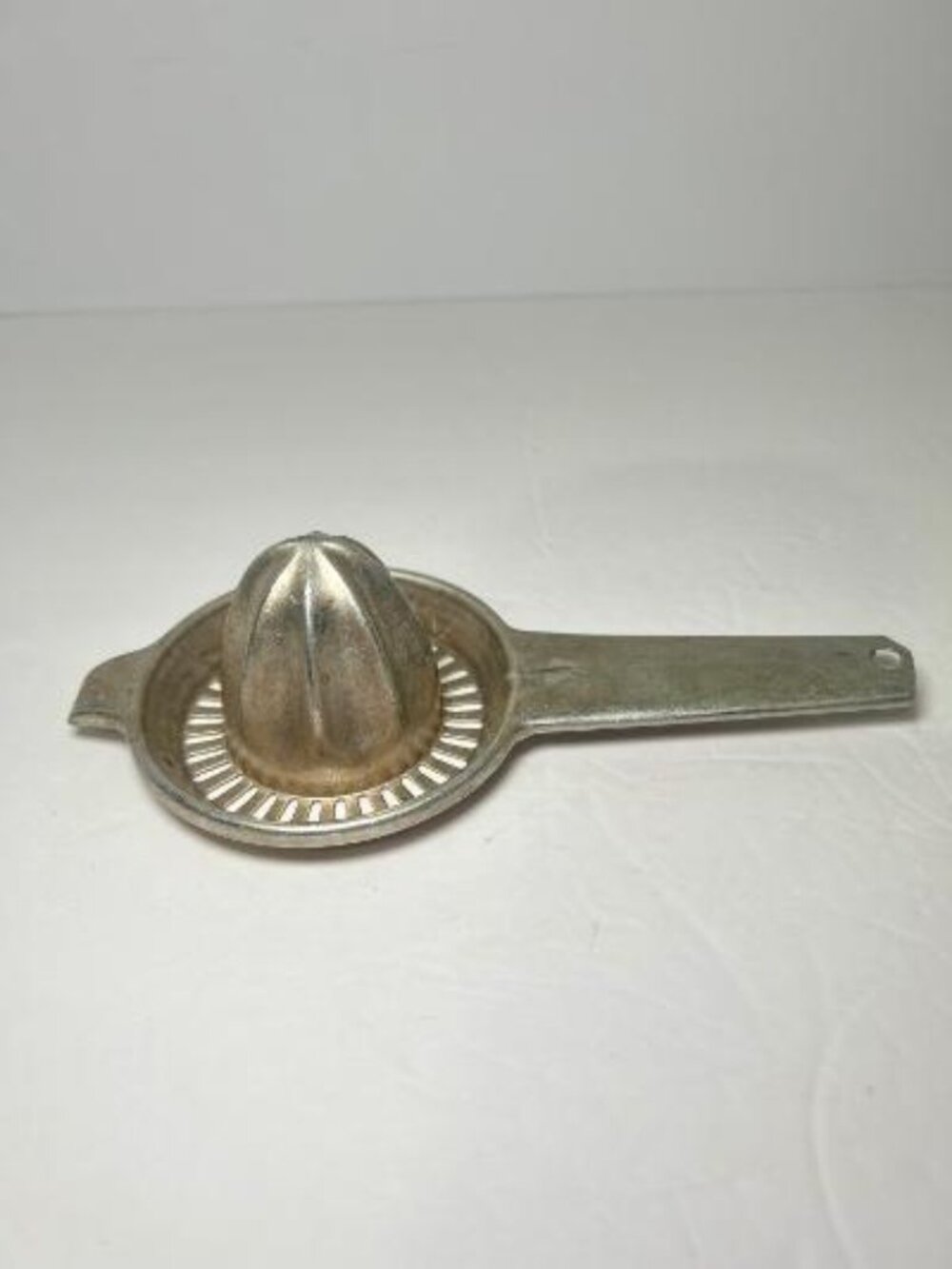 Vintage FOLEY Orange Juice Lemon Citrus Reamer Squeezer Juicer Aluminum Metal